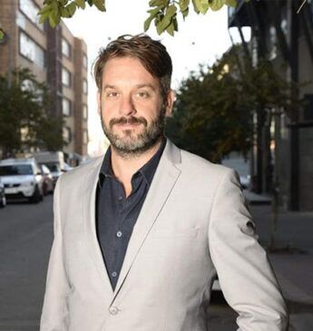 Damian Papwarth
